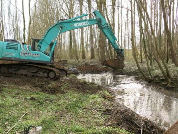 Restauration de la continuité écologique au lieu-dit Les Murs sur la commune d’Escrennes</br><annee-travaux>2022</annee-travaux>